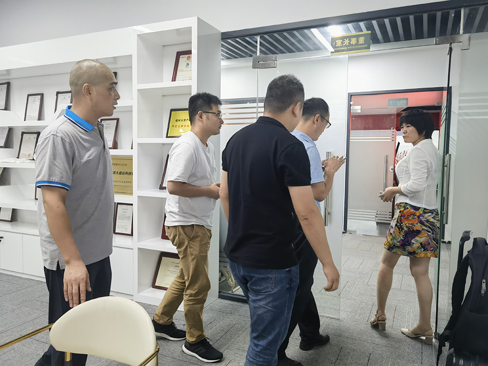 久信達(dá)歡迎添可智能看廠，為您帶來(lái)環(huán)保包裝解決方案(圖2)